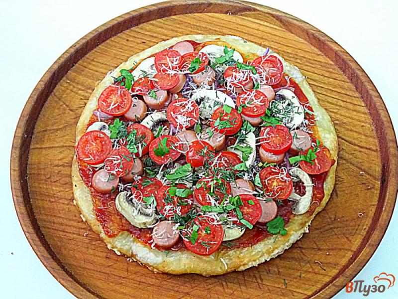 Фото приготовление рецепта: Открытый пицца-пирог на сковороде шаг №17