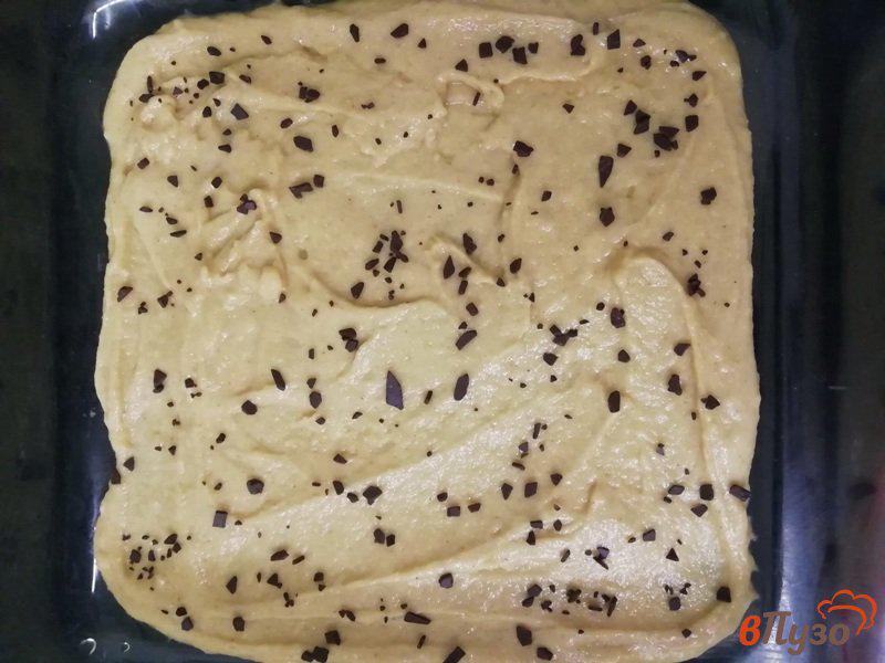 Фото приготовление рецепта: Йогуртовый десерт с клубничным пюре и овсяным бисквитом шаг №2