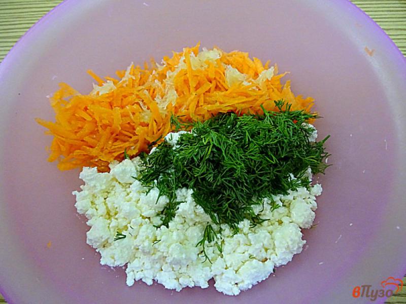 Фото приготовление рецепта: Салат с творогом и морковью шаг №5