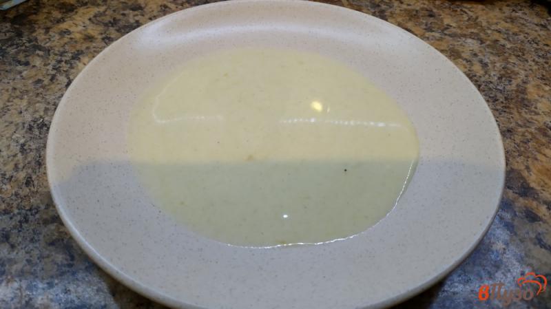 Фото приготовление рецепта: Салат из шпината с яйцом шаг №6