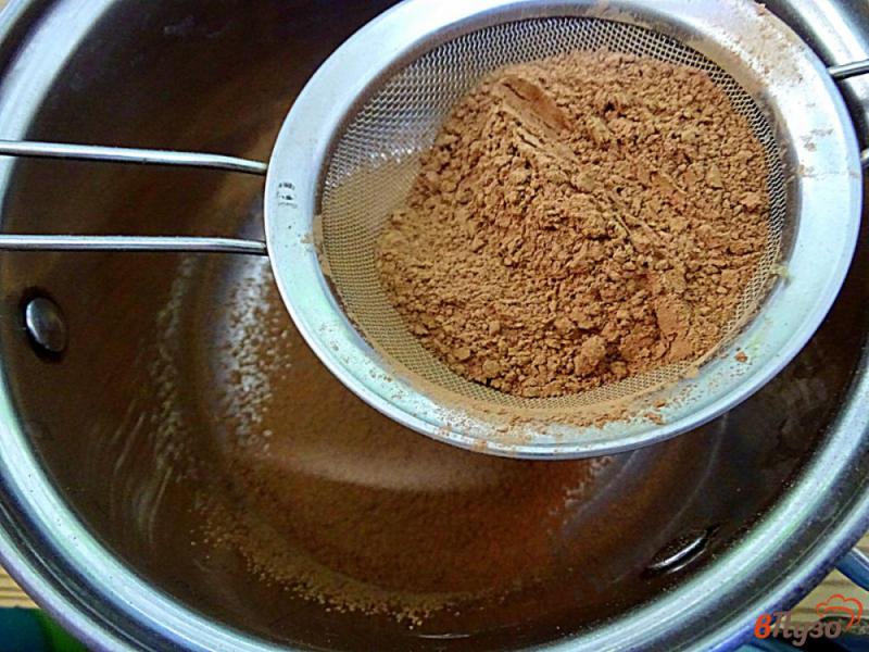 Фото приготовление рецепта: Горячий шоколад из какао шаг №2