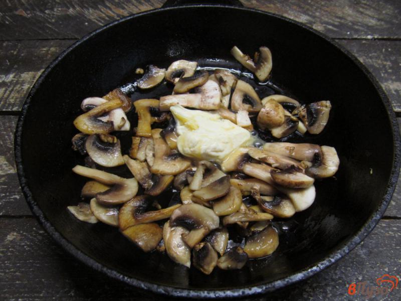 Фото приготовление рецепта: Тальятелле с грибами шаг №6