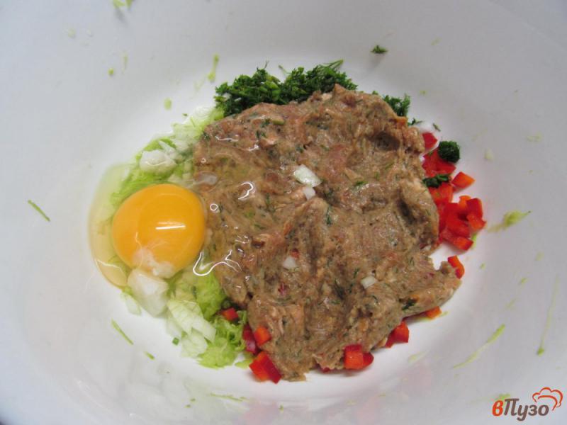 Фото приготовление рецепта: Запеканка из кабачка с говяжьим фаршем шаг №4