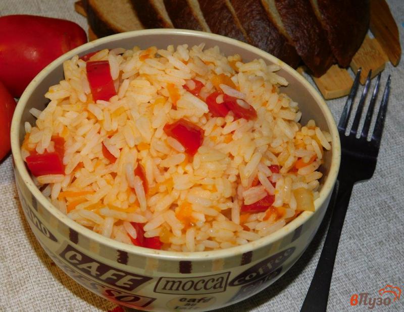 Фото приготовление рецепта: Рис с томатами на гарнир шаг №5