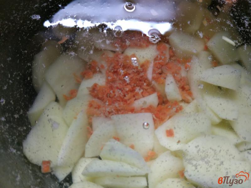 Фото приготовление рецепта: Суп с цветной капустой и орзо шаг №1