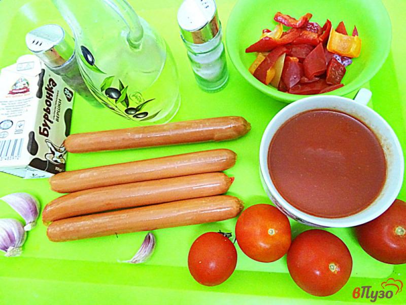 Фото приготовление рецепта: Сосиски под соусом по-итальянски шаг №1