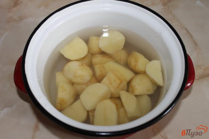 Фото приготовление рецепта: Молодой картофель со шпинатом шаг №1