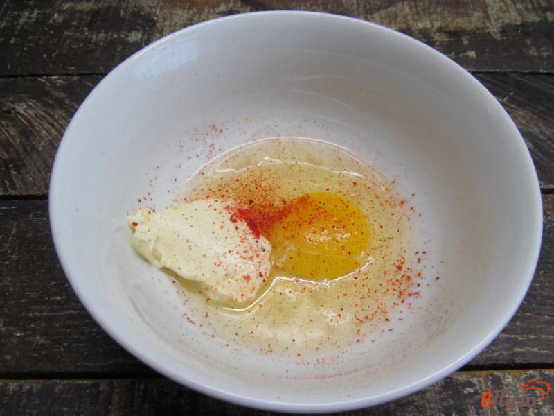 Фото приготовление рецепта: Фритатта с чечевицей помидором и шпинатом шаг №5