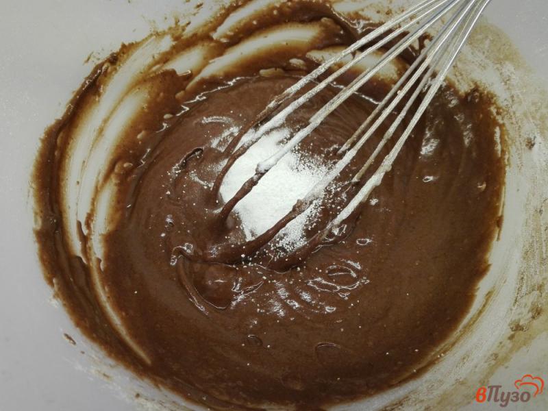 Фото приготовление рецепта: Шоколадные вафли шаг №6