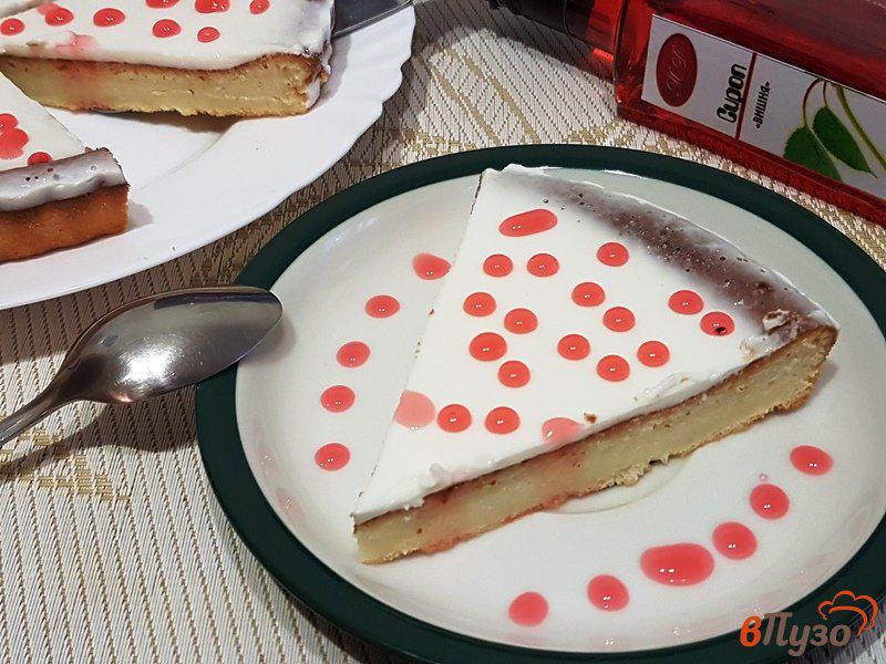 Фото приготовление рецепта: Йогуртовый пирог шаг №10