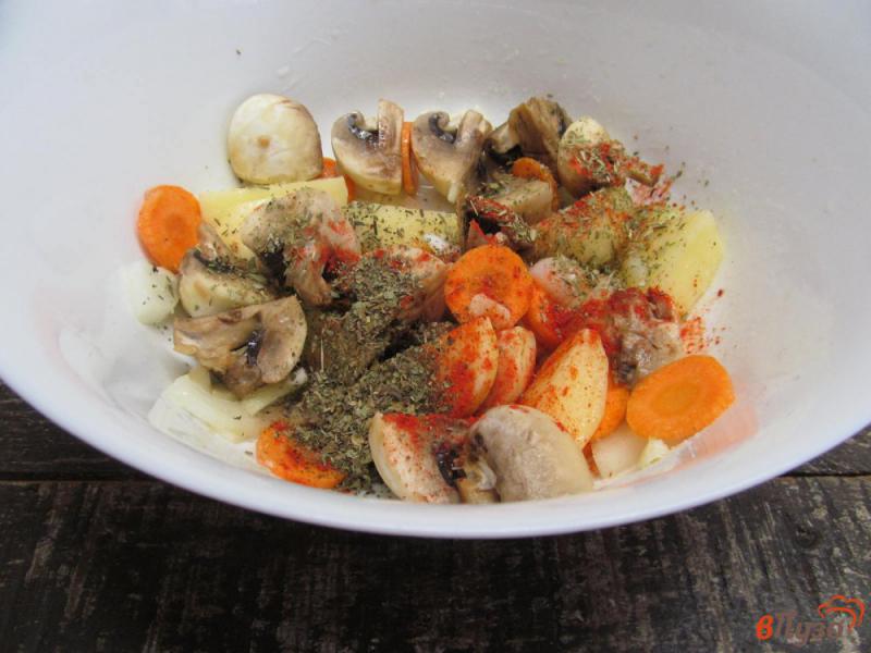 Фото приготовление рецепта: Куриные фрикадельки с овощами шаг №3