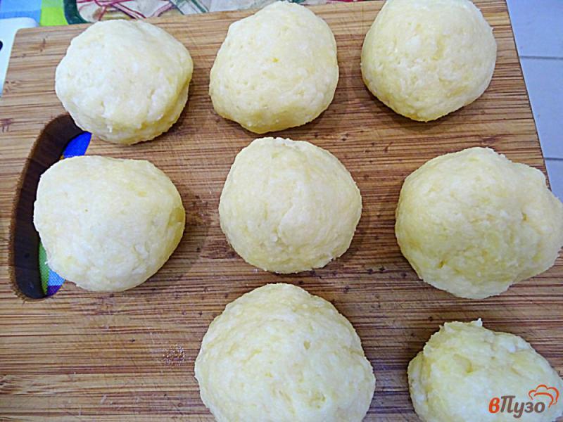 Фото приготовление рецепта: Картофельные зразы с подберёзовиками шаг №5