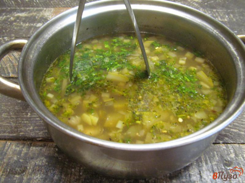 Фото приготовление рецепта: Суп из фасоли с кабачком шаг №5