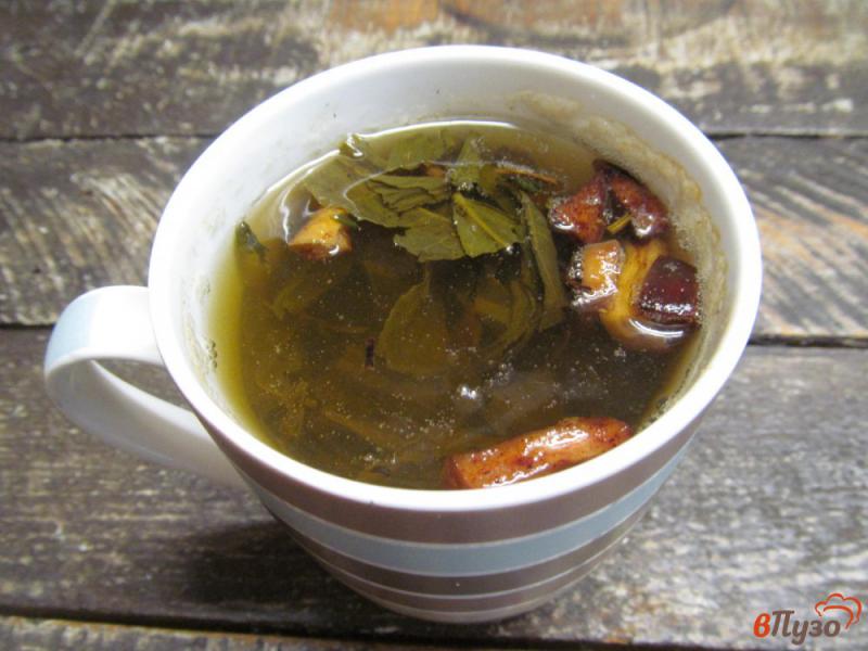 Фото приготовление рецепта: Холодный чай с красной смородиной и ягодами годжи шаг №1