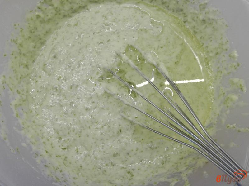Фото приготовление рецепта: Блинчики из салатных листьев шаг №7