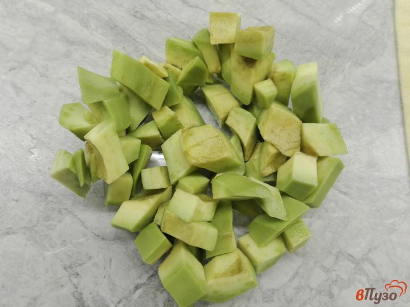 Фото приготовление рецепта: Салат из авокадо с семгой, помидорами и семенами чиа шаг №1