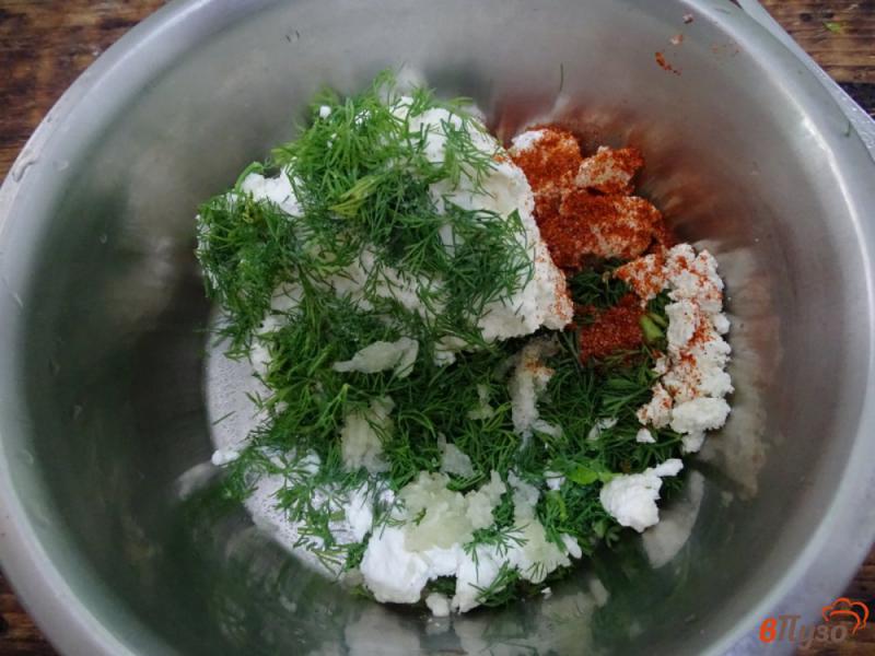 Фото приготовление рецепта: Закуска из кабачков и творога шаг №2