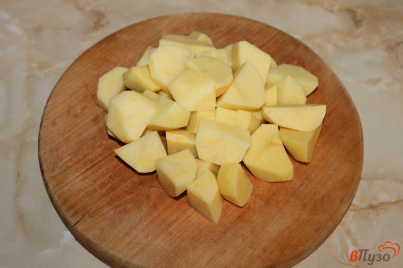 Фото приготовление рецепта: Отварной картофель по - домашнему в маслятами шаг №1