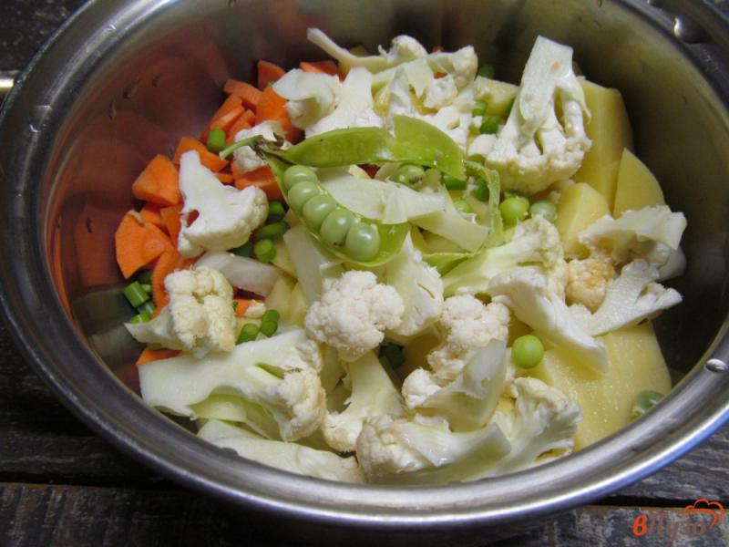 Фото приготовление рецепта: Сливочный крем-суп из овощей шаг №3