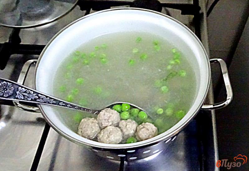 Фото приготовление рецепта: Суп овощной летний с фрикадельками шаг №3