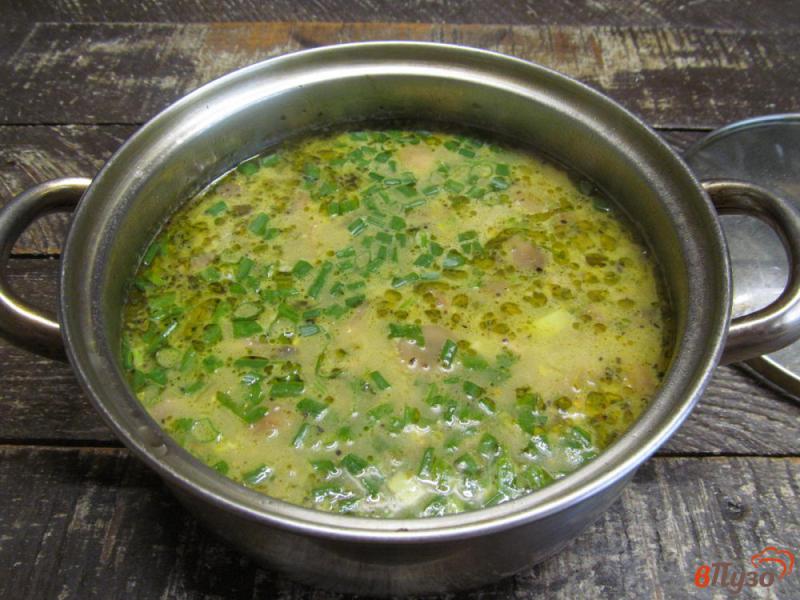 Фото приготовление рецепта: Сливочный суп с грибами и кабачком шаг №6