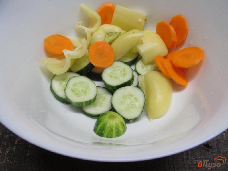 Фото приготовление рецепта: Маринованный овощной микс шаг №2