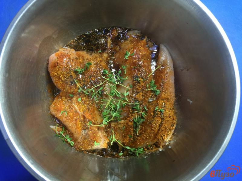Фото приготовление рецепта: Острые куриные отбивные с карри шаг №4