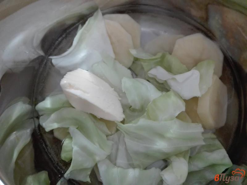 Фото приготовление рецепта: Зеленый овощной крем-суп со сметаной шаг №4