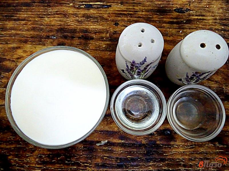 Фото приготовление рецепта: Йогуртовая заправка для салата шаг №1