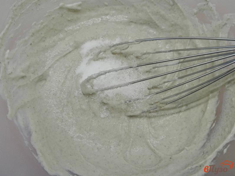 Фото приготовление рецепта: Полезные оладьи с ванильным мороженым шаг №4