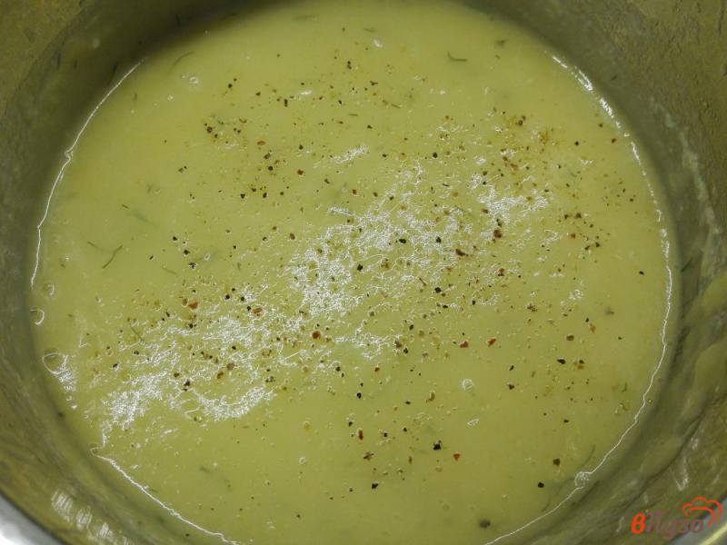 Фото приготовление рецепта: Гороховый крем-суп с шампиньонами шаг №6