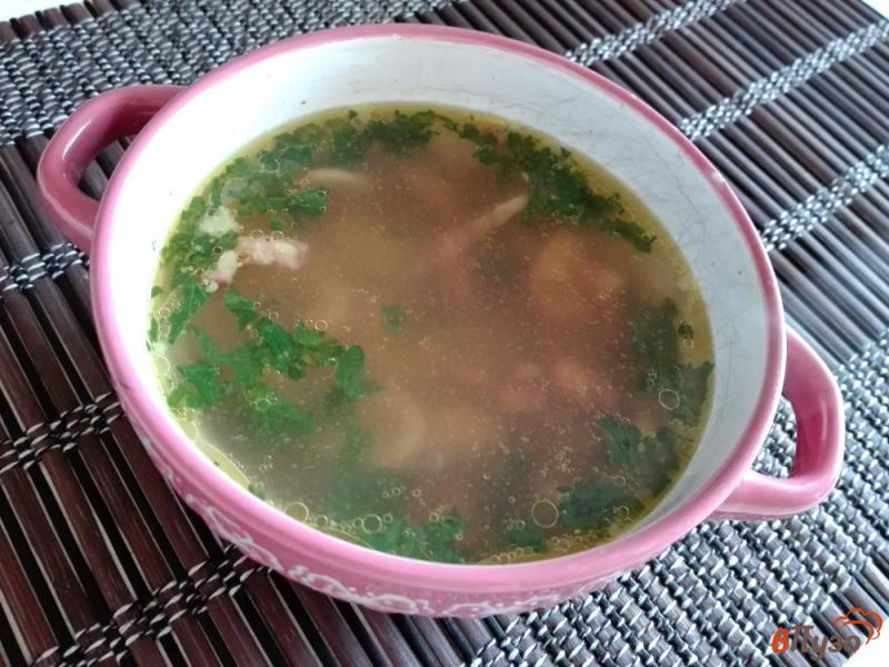 Фото приготовление рецепта: Овощной суп с колбасой и шампиньонами шаг №9