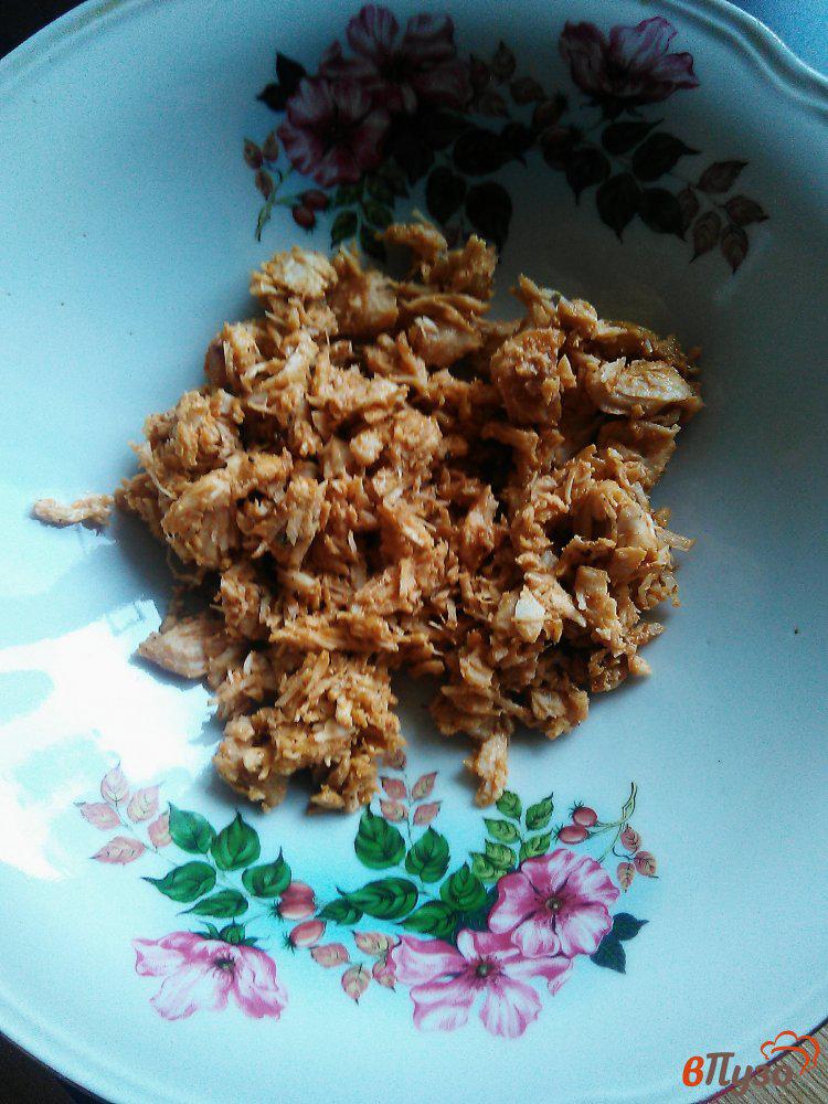 Фото приготовление рецепта: Салат из индейки с фасолью шаг №1