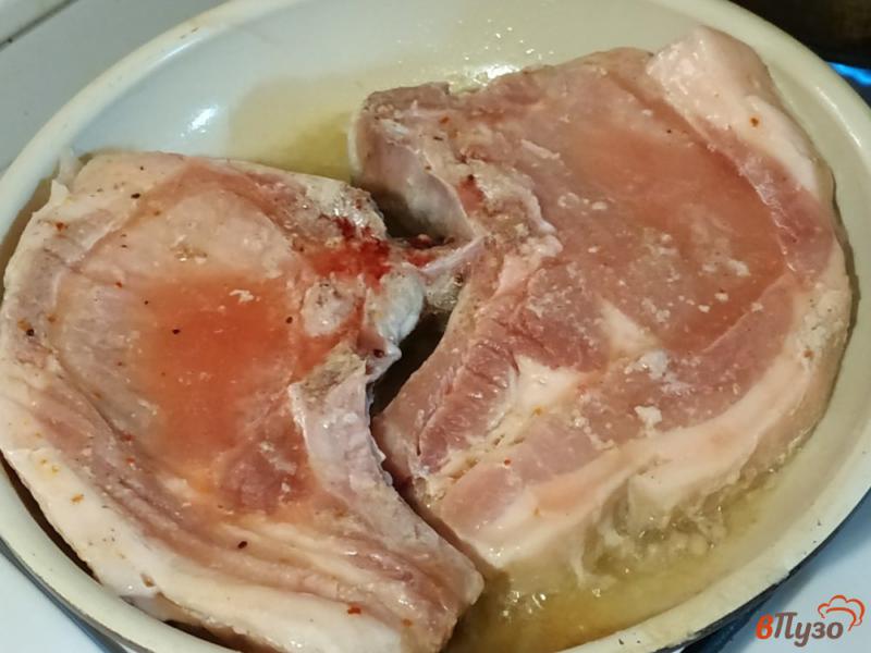 Фото приготовление рецепта: Корейка свиная жареная шаг №5