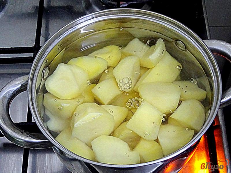 Фото приготовление рецепта: Суп пюре из шампиньонов и картофеля шаг №1