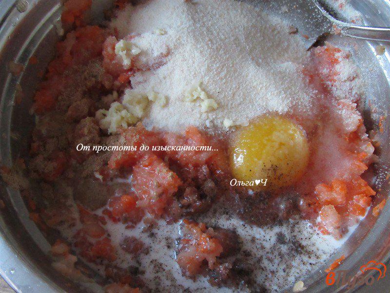 Фото приготовление рецепта: Котлеты из куриной грудки с морковью и имбирем шаг №2