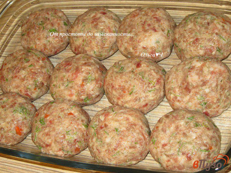Фото приготовление рецепта: Котлеты из свинины и говядины, запеченные в духовке шаг №2