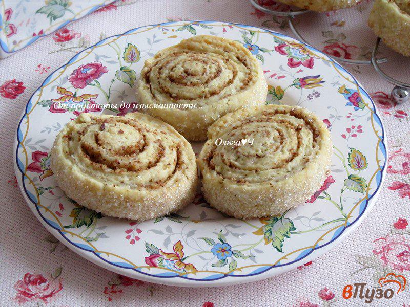Фото приготовление рецепта: Печенье с грецкими орехами и корицей шаг №8