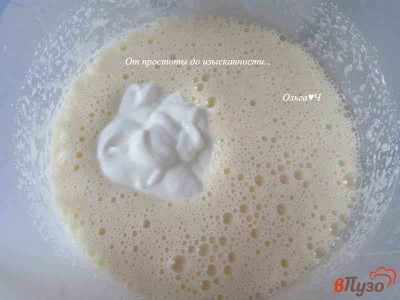 Фото приготовление рецепта: Йогуртовый кекс с кокосовой стружкой шаг №1