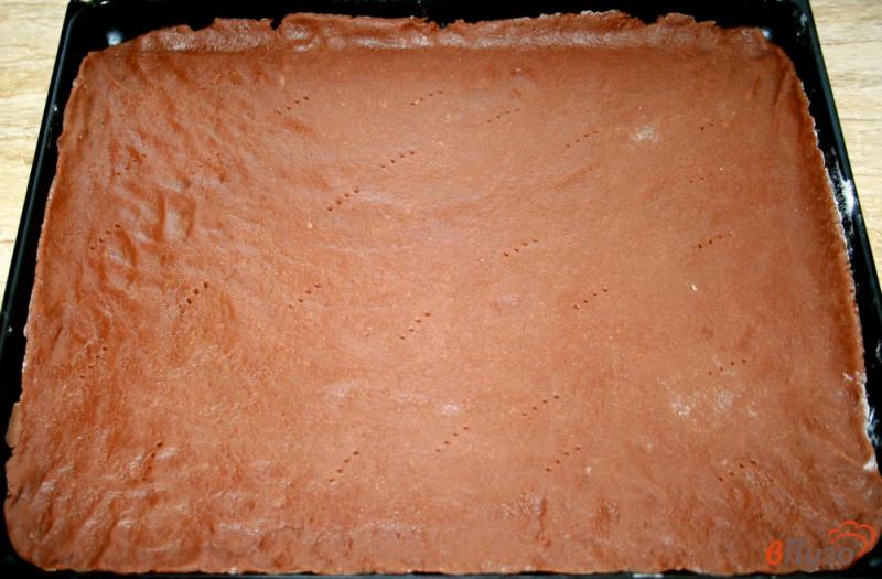Фото приготовление рецепта: Шоколадные пирожные «Медовики» шаг №5