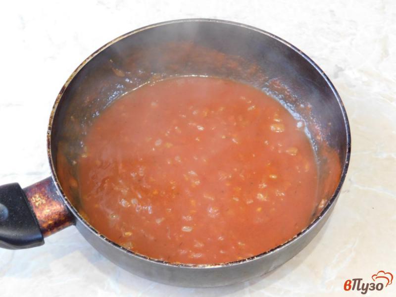 Фото приготовление рецепта: Спагетти с томатной пастой шаг №5