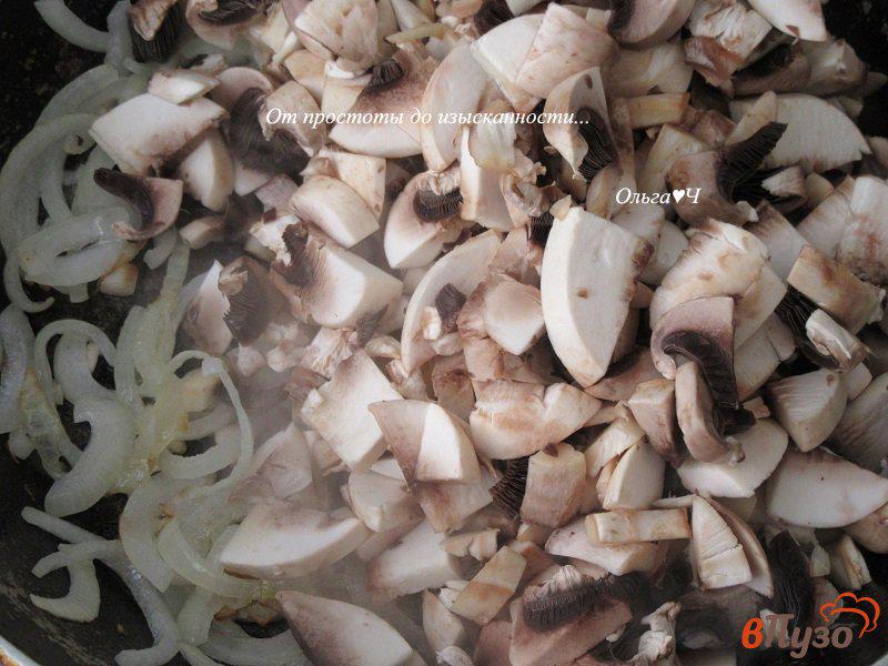 Фото приготовление рецепта: Закуска из грибов с кальмаром шаг №1