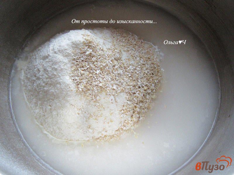 Фото приготовление рецепта: Пшеничный хлеб с овсяными отрубями шаг №1