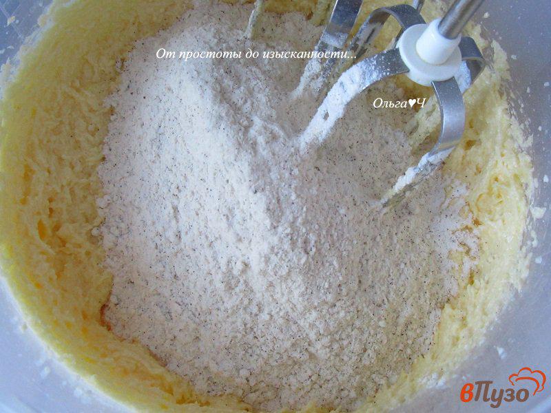 Фото приготовление рецепта: Французский пасхальный кекс «Капучино» шаг №3