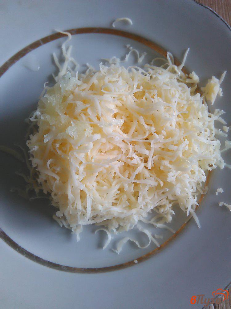 Фото приготовление рецепта: Закуска из крабовых палочек « Хризантема» шаг №1