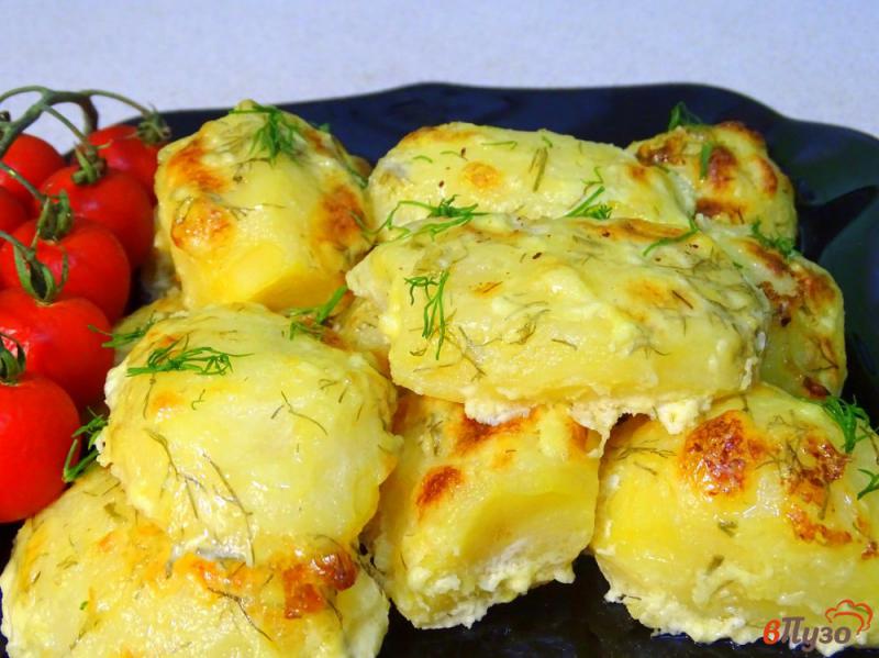 Фото приготовление рецепта: Картофель запеченный с универ. соусом шаг №8