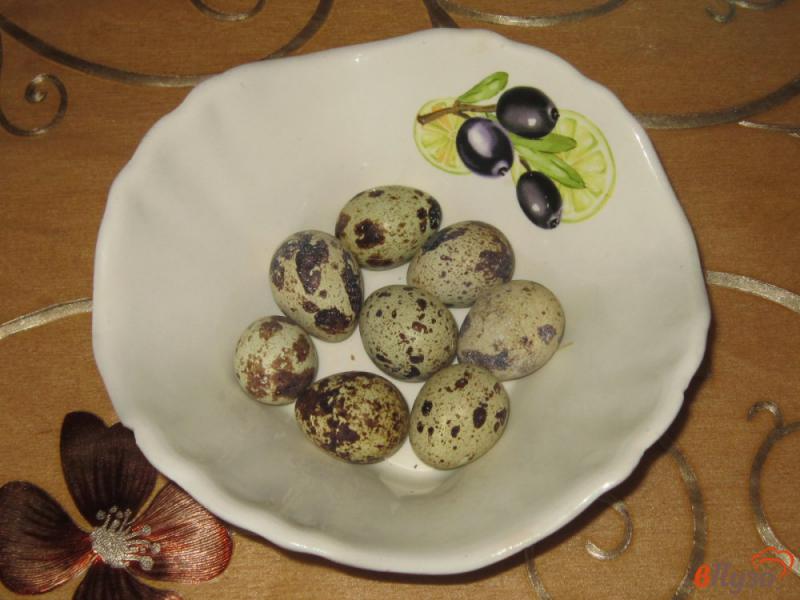 Фото приготовление рецепта: Закуска из перепелинных яиц с икрой шаг №1