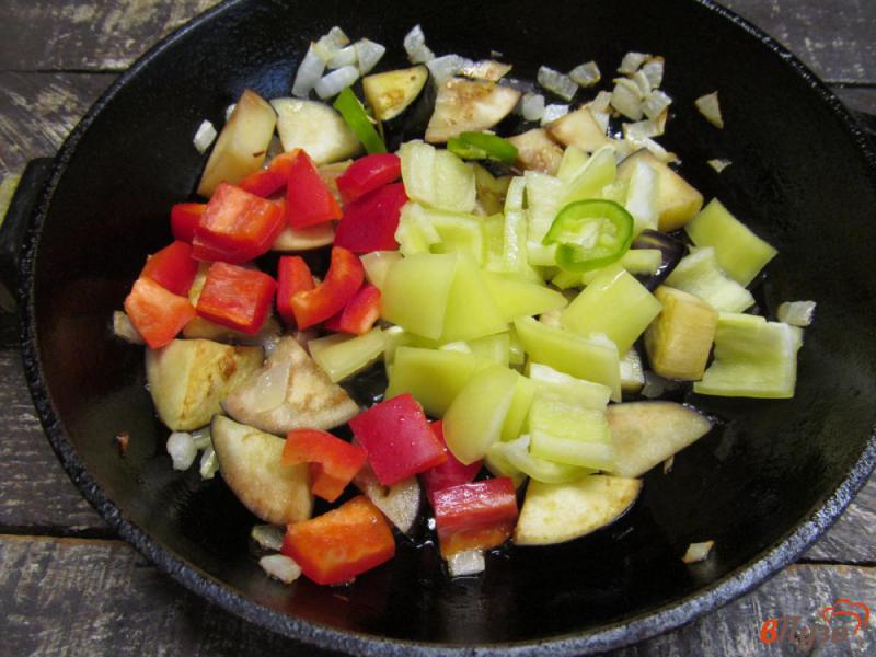 Фото приготовление рецепта: Жареные сезонные овощи шаг №4