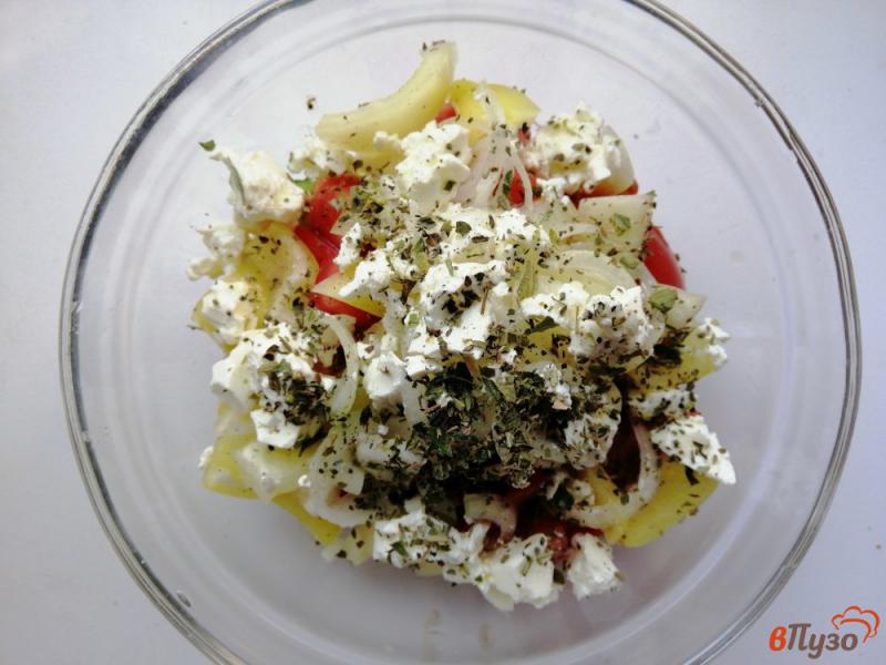 Фото приготовление рецепта: Салат овощной с фетой шаг №6