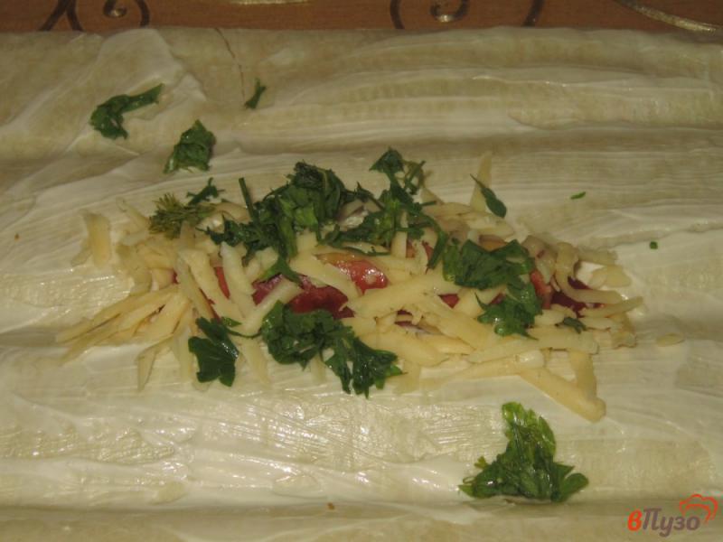 Фото приготовление рецепта: Сосиски в лаваше с сыром и горчицей шаг №4